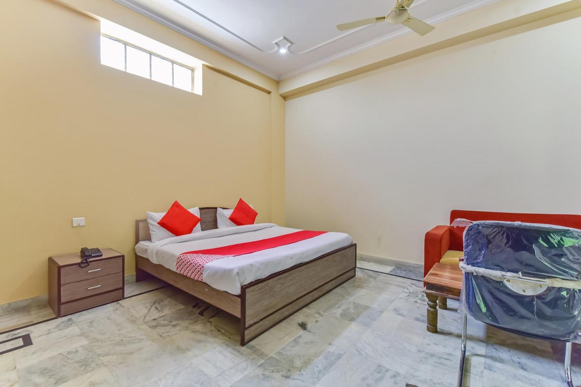 Hotel O S R Dzsaipur Kültér fotó
